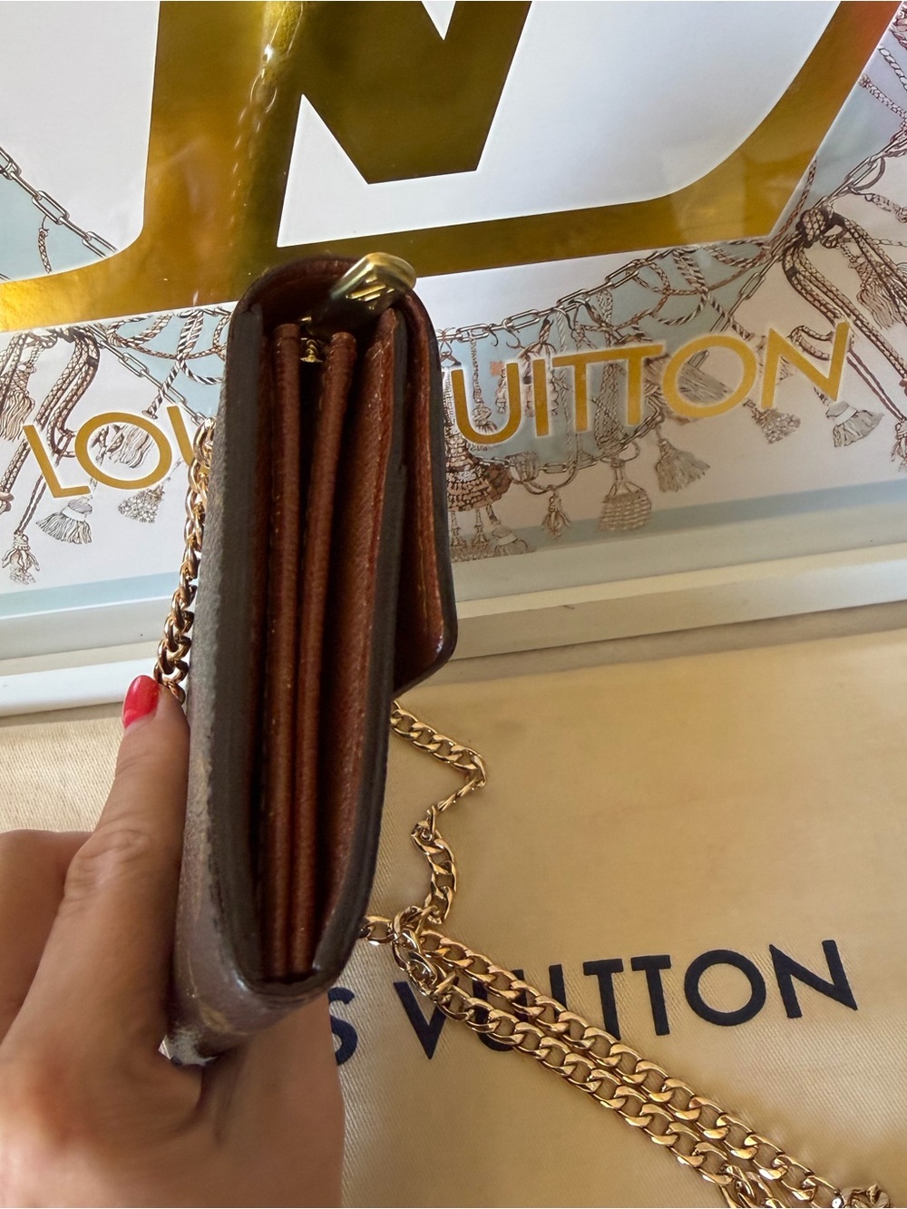Louis Vuitton Authentic Monogram Sarah Long Wallet on Chain - Picture 12 of 16